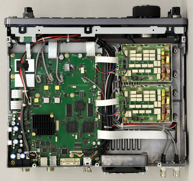 IC-7610 interior bottom view (courtesy Icom Inc.) Click for larger image.