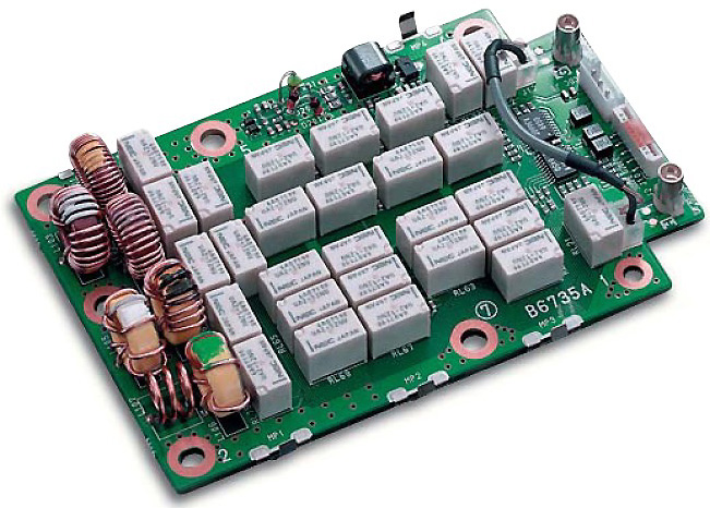 Fig.2: IC-7700 Digi-Sel Unit. Image courtesy Icom Inc.