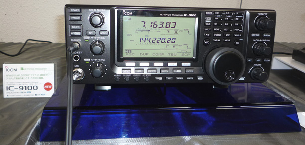 The IC-9100 at the Icom Dealer Preview, Osaka, November 7, 2010. Photo: VA7OJ.